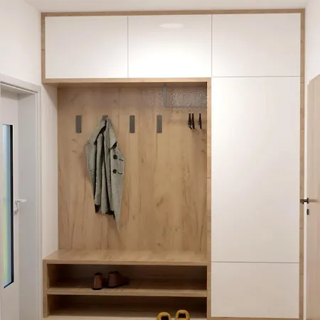 Aparthotel Apartmanovy Dum Na Kolonade