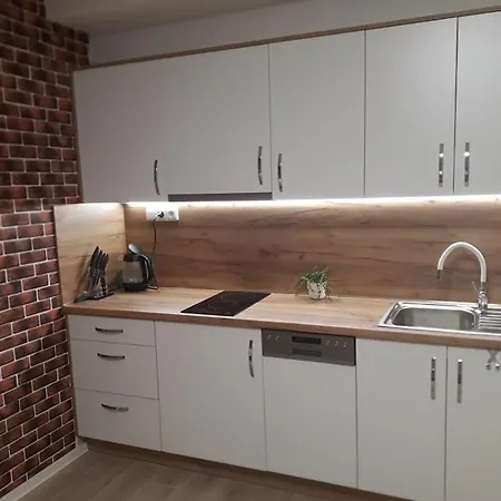 Apartmanovy Dum Na Kolonade Aparthotel