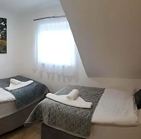 Apartmanovy Dum Na Kolonade