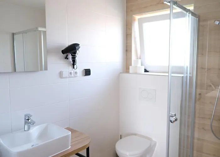 公寓式酒店 Apartmanovy Dum Na Kolonade 雷德尼斯